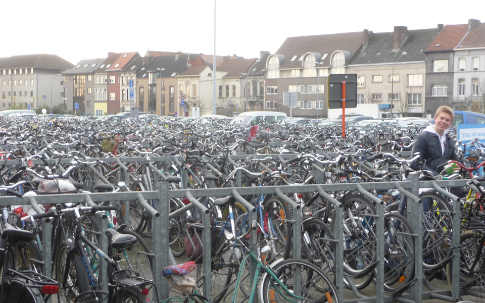 Ghent - Bicycles foster health & mobility