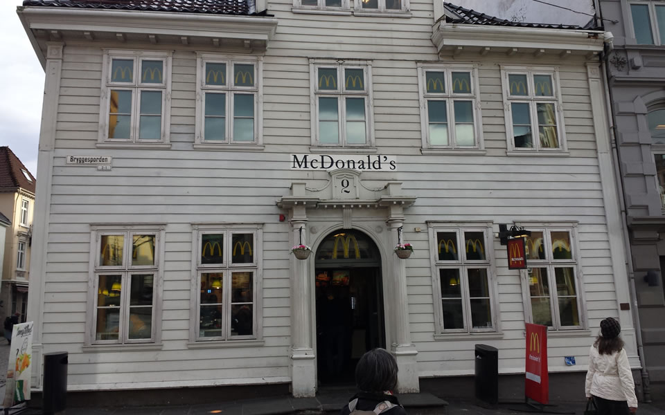 Bergen - A  discrete McDonald's
